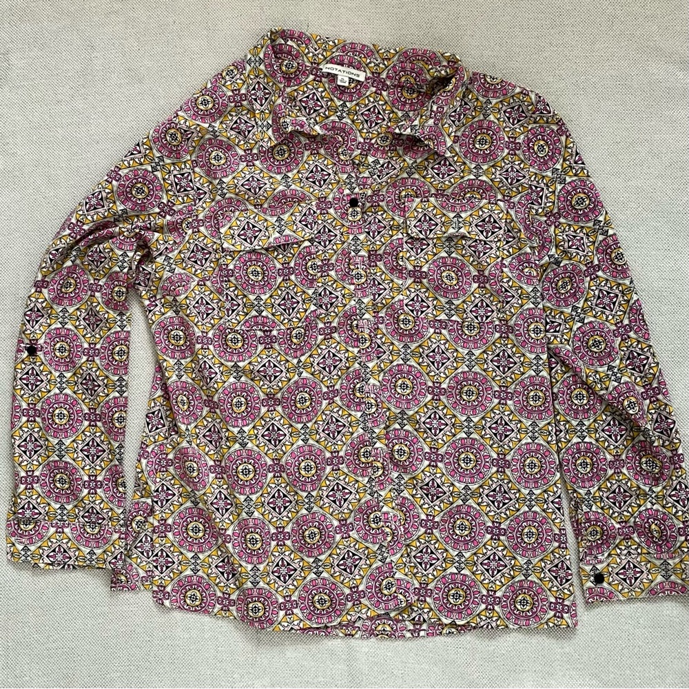 NOTATIONS PATTERNED BUTTON UP SHIRT